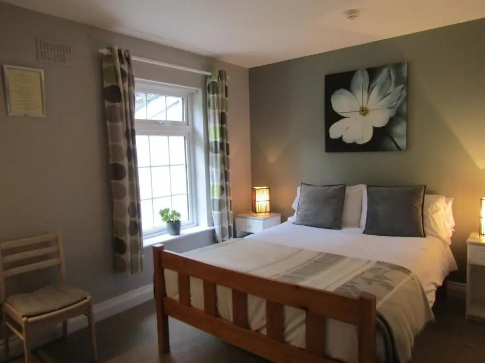 The Rose Garden Bed & Breakfast and Cafe