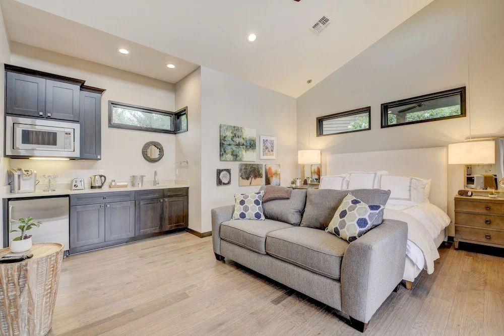 2113 Barbaro Way Cabin Unit 14