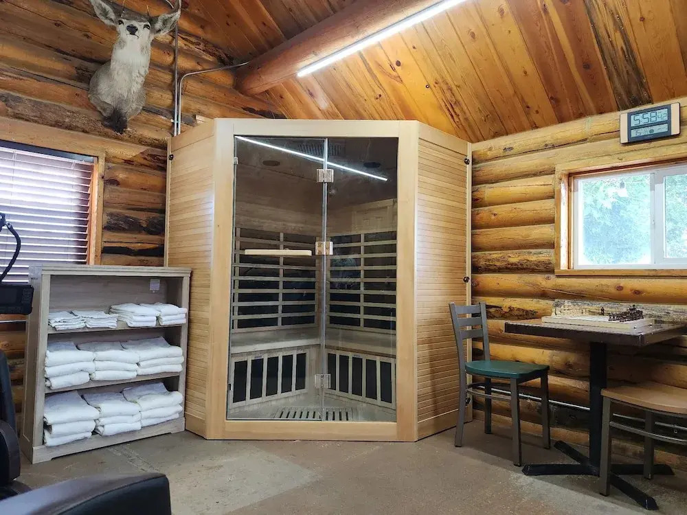 Elk Antler Inn