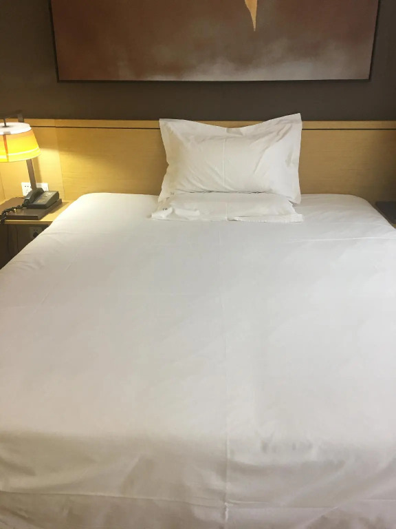 IU Hotel Suzhou Dusu Lake Moon bay Subway Station