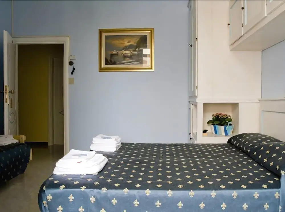Hotel Eko