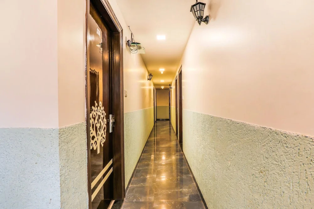 FabHotel Bliss Executive