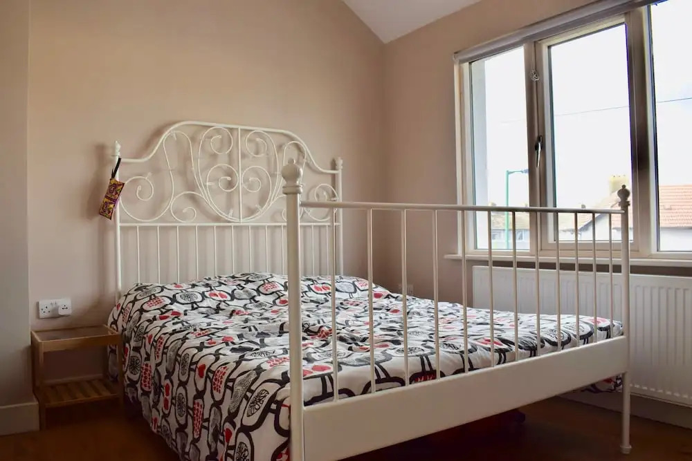Charming 2 Bedroom House in Cabra