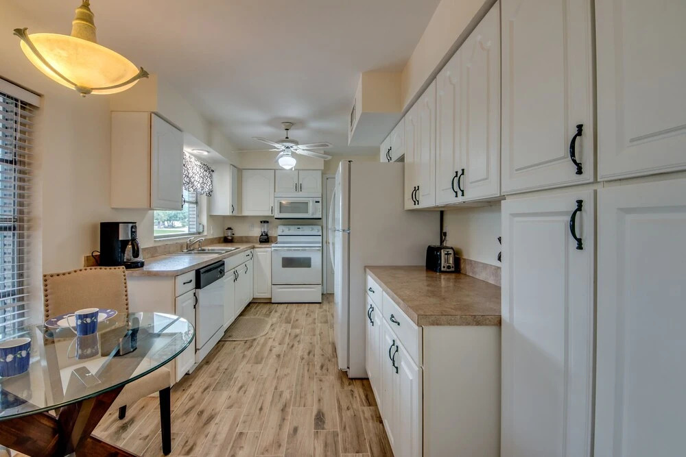 Villa Lux and Lavish - Cape Coral - Roelens Vacations