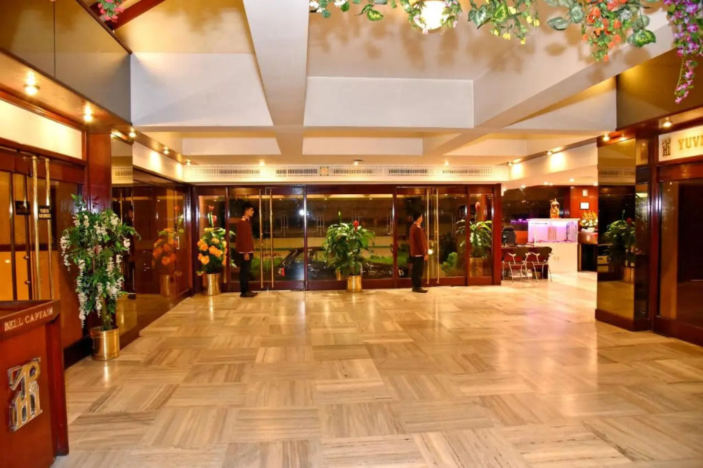 Hotel Poonja International