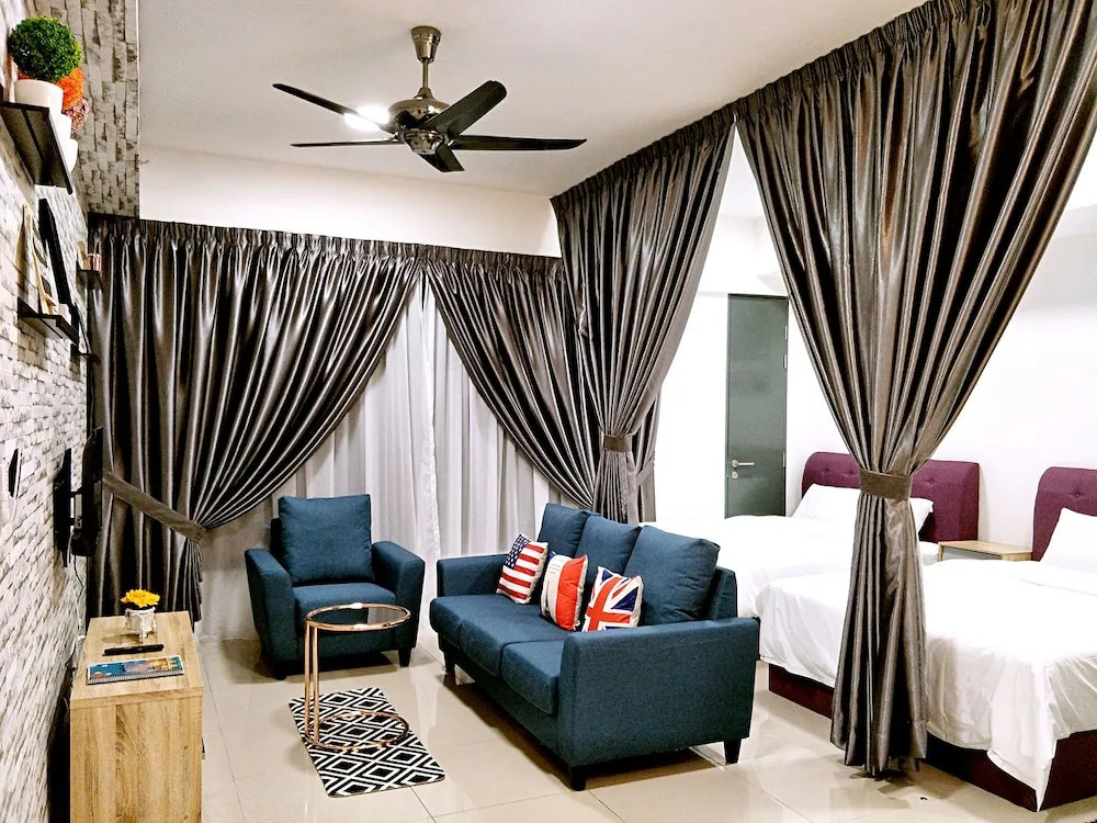 10Pax Designer Suite - Georgetown Penang
