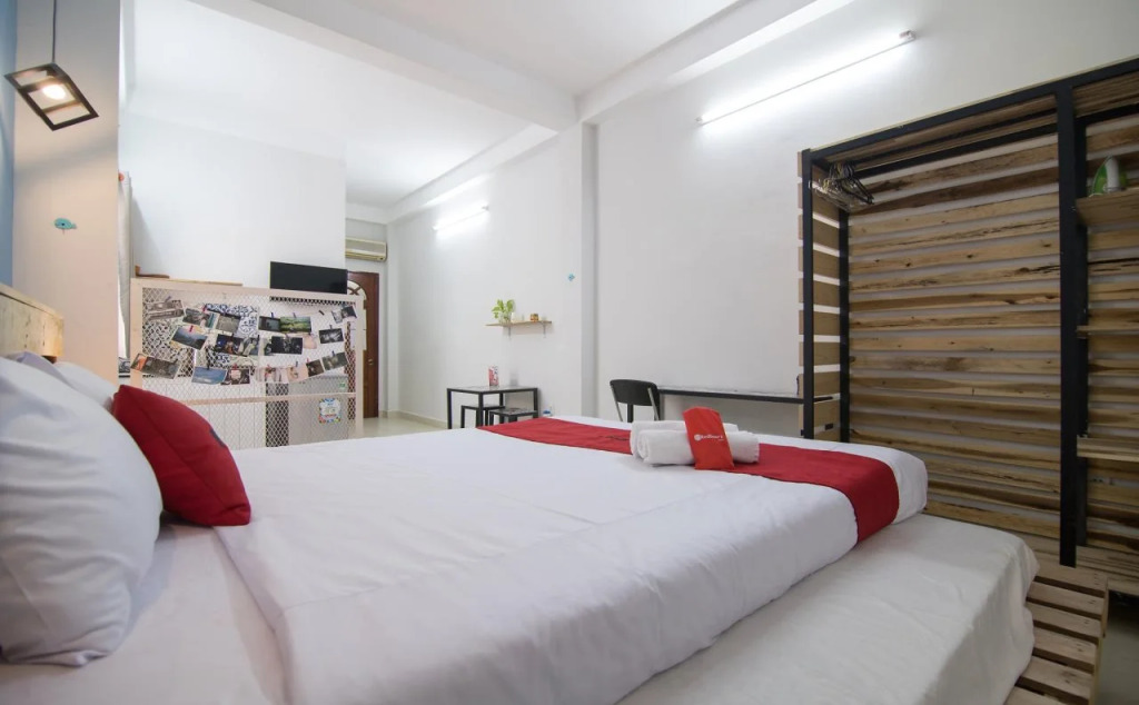 RedDoorz at Nguyen Binh Khiem Street