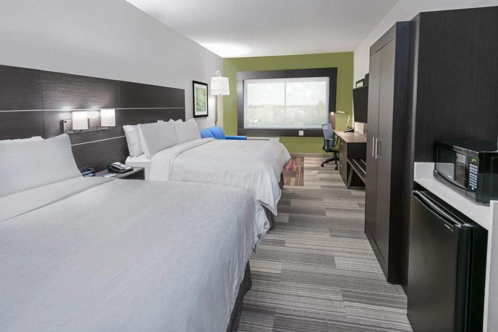 Holiday Inn Express & Suites Bryan - College Station by IHG
