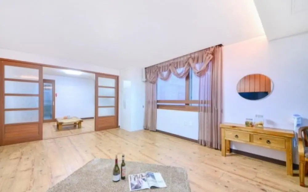 The Raon Pension