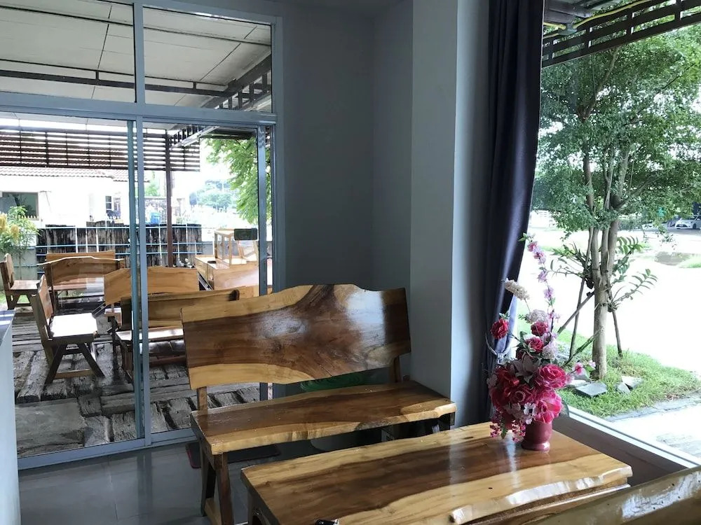 Manida Place Hotel