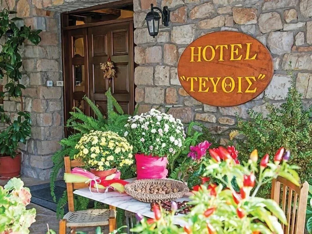 Hotel Tefthis