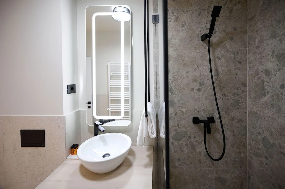Alezzi Infinity Resort & Spa