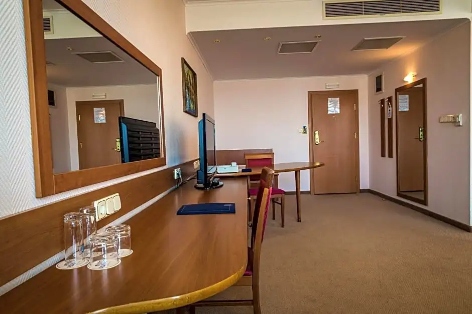 Hotel Sevlievo Plaza
