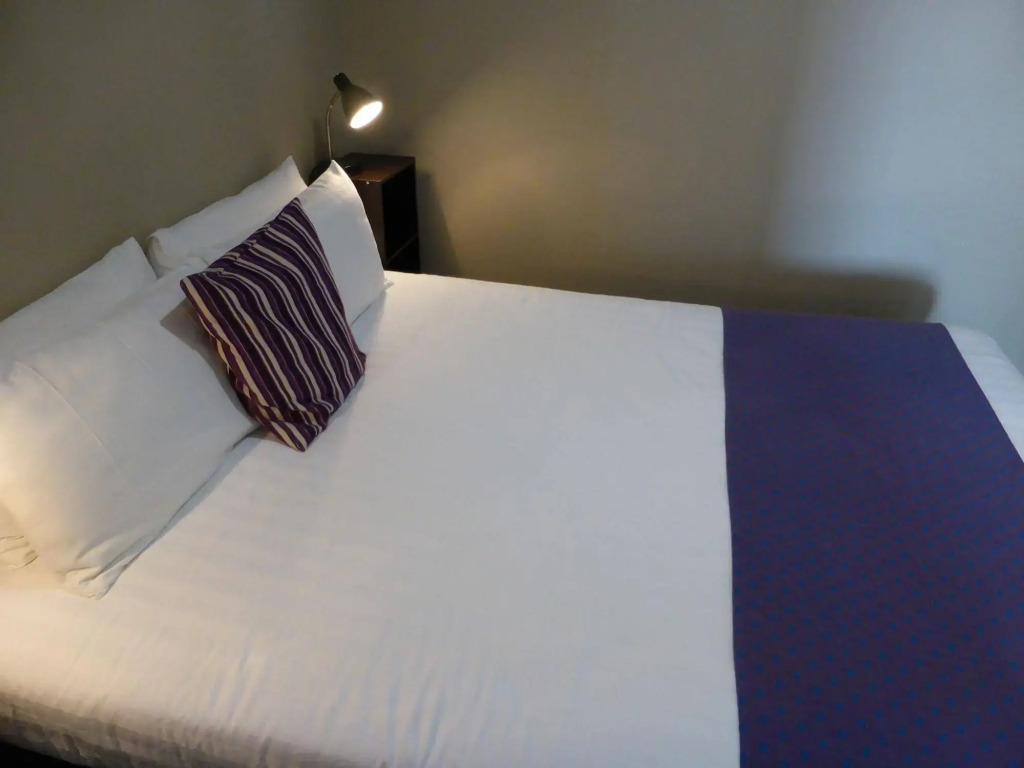 Smerdon Lodge Motel