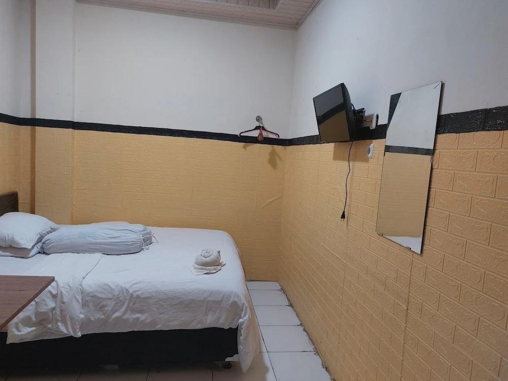Hotel O Mahendra HomestayNearTaman Wisata Bukit Rurukan