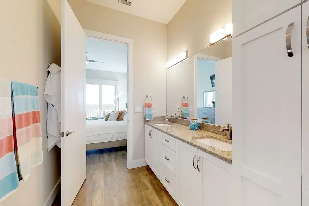 Stylish Brand-new Ocean View Home With Deck & Porch - Steps to Beach