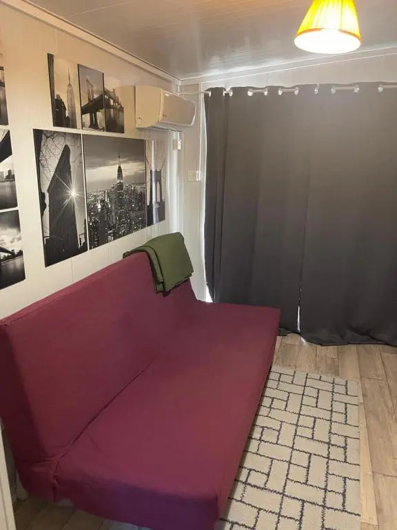 Cozy Studio In Town Center