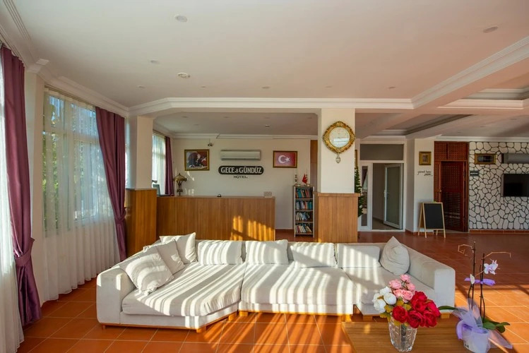 Gece Gunduz Otel
