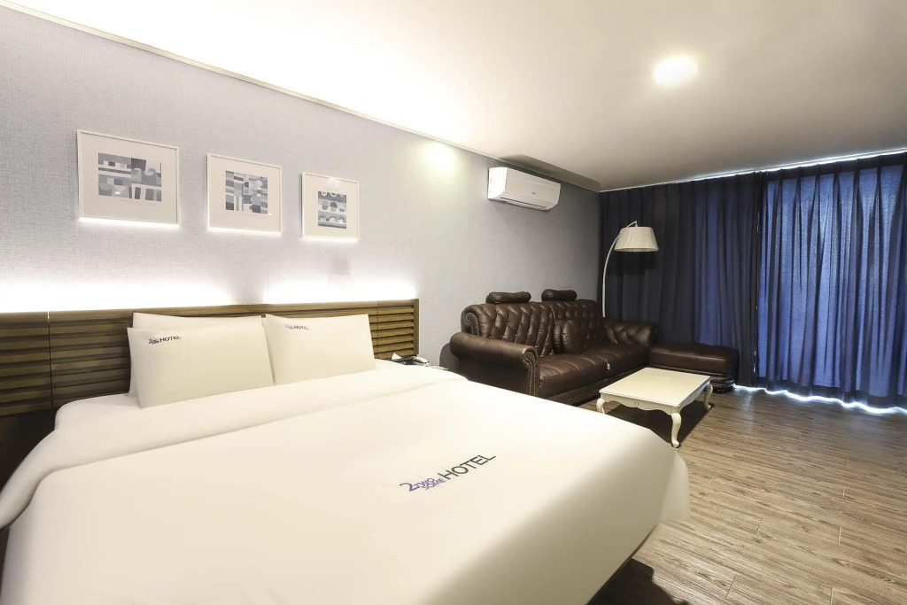 Twosome Hotel
