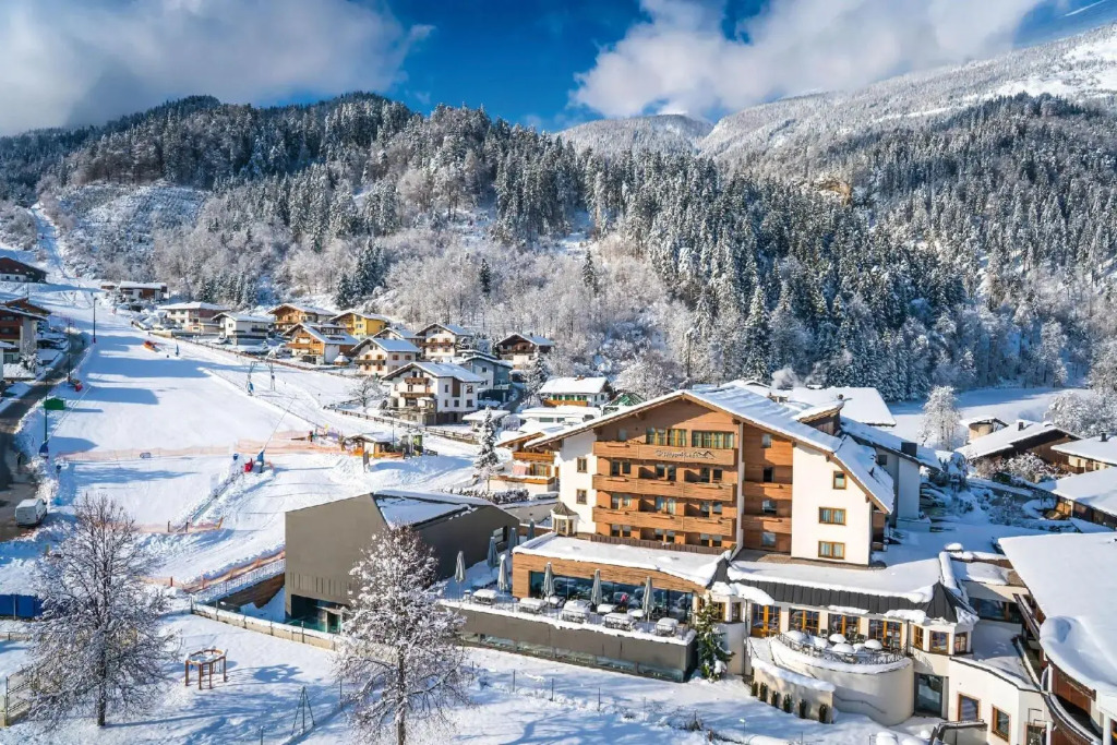 Luxury All Inclusive Resort Schwarzbrunn - 4 Stars Superior