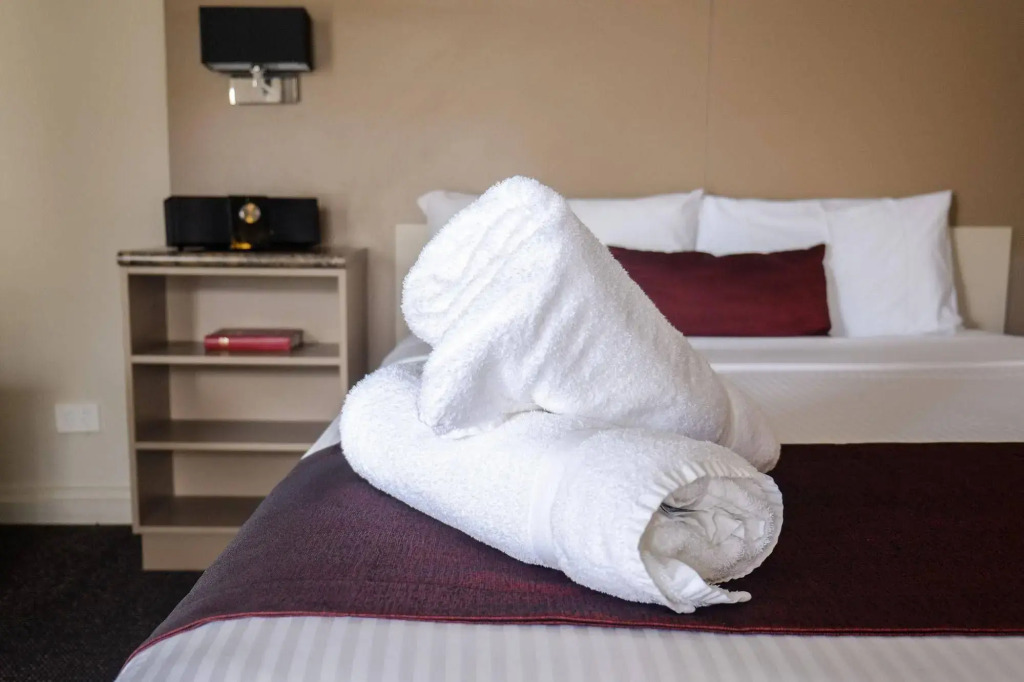Reef Motor Inn
