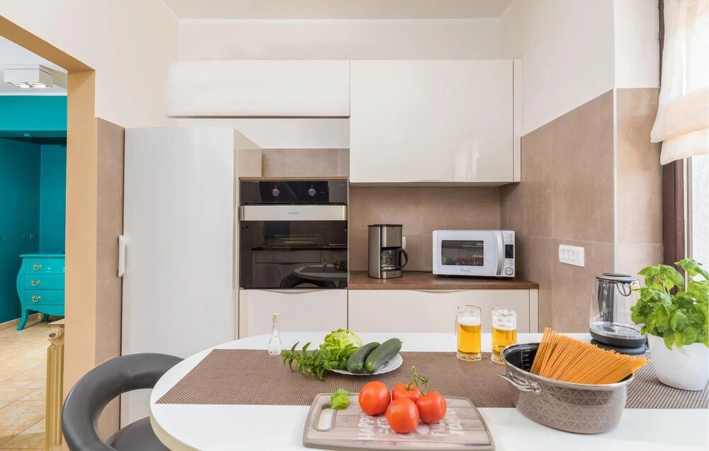 Gorgeous Home In Pula