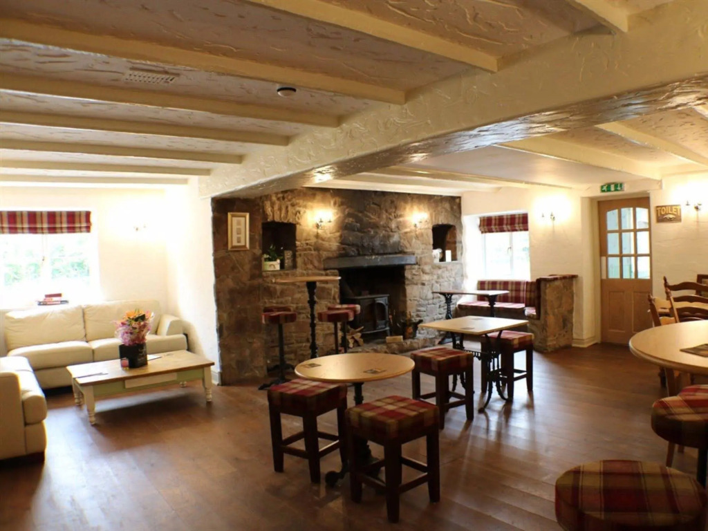 Llangeview Lodge
