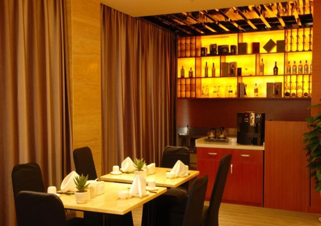 Days Inn Frontier Qingdao Airport
