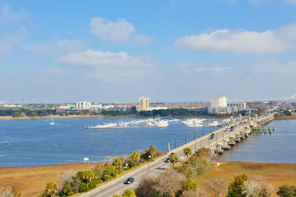 Holiday Inn Charleston-Riverview by IHG