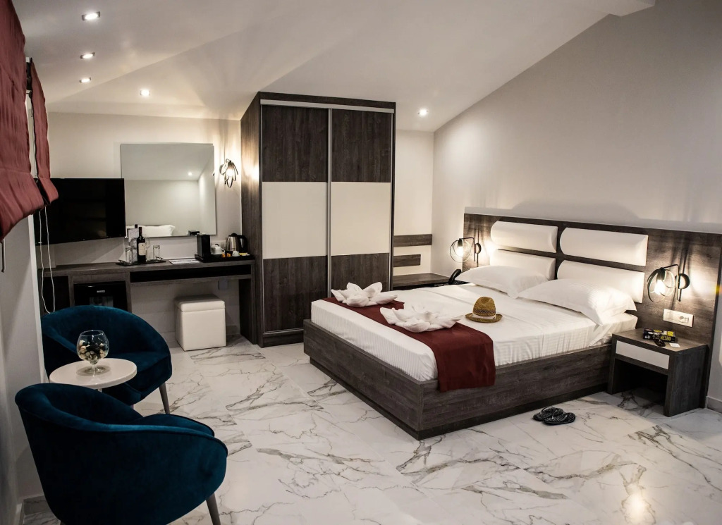Lagaria Hotel