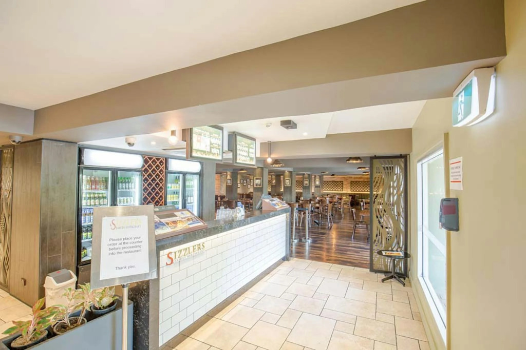 Gateway Hotel