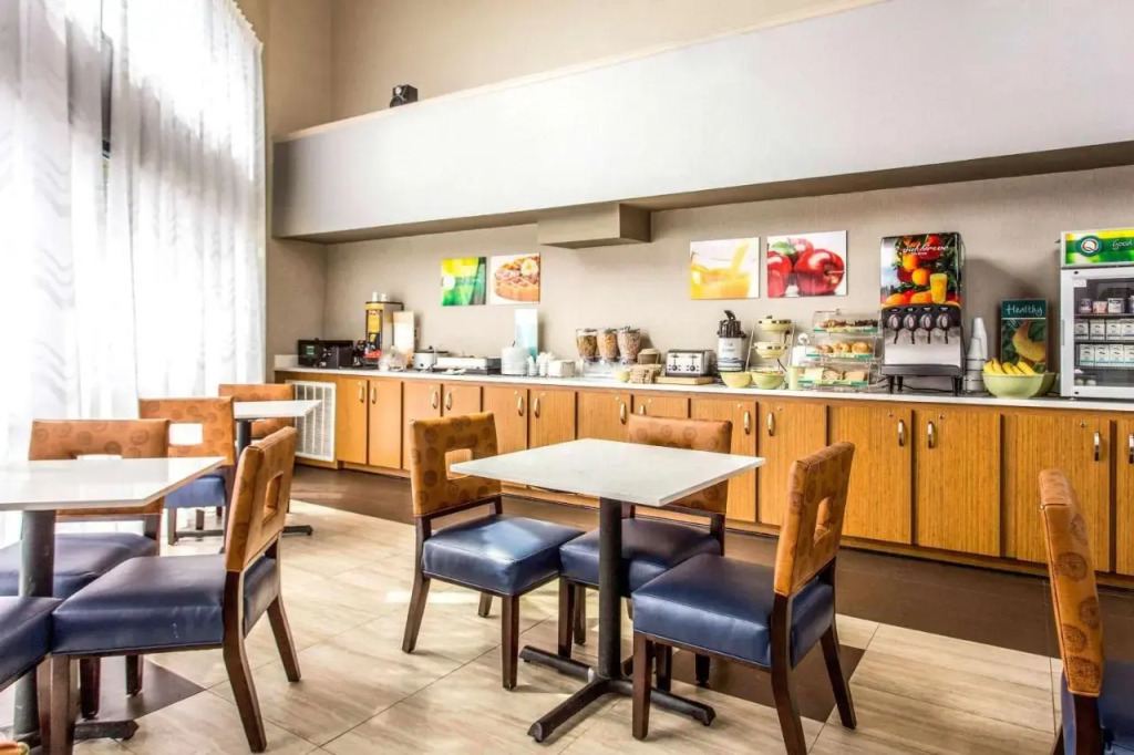 Holiday Inn Express Charlotte-Carowinds