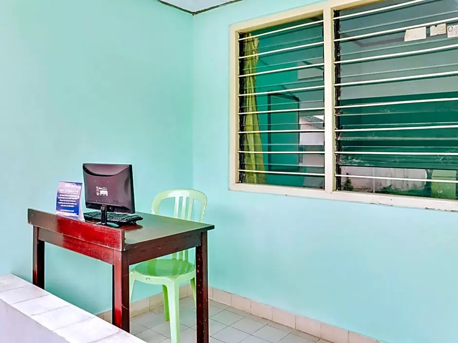 SPOT ON 90003 Villa Tawang