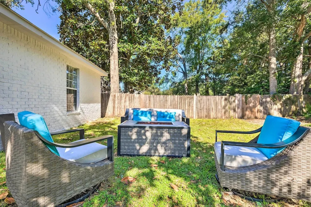 Modern & Chic Gulfport Escape: Walk to Beach!