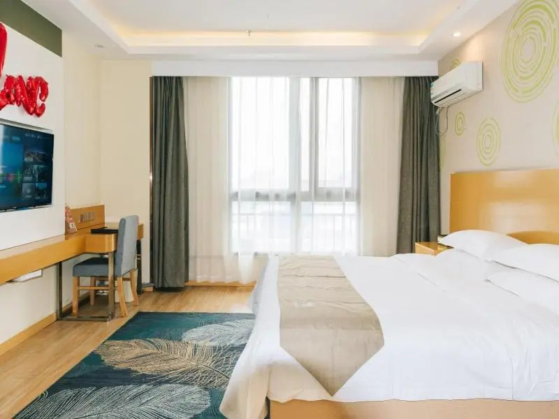 GreenTree Inn Wuxi Jiangyin High-speed Train Jinsanjiao Market Express Hotel