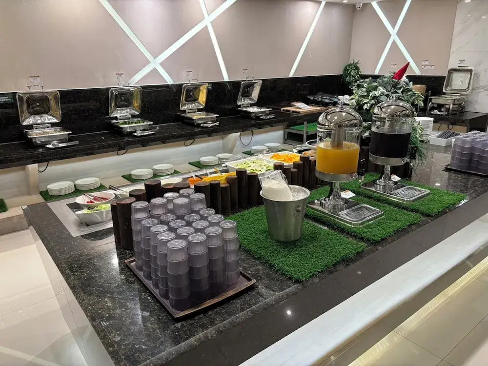 CHECK inn Taichung Ziyou