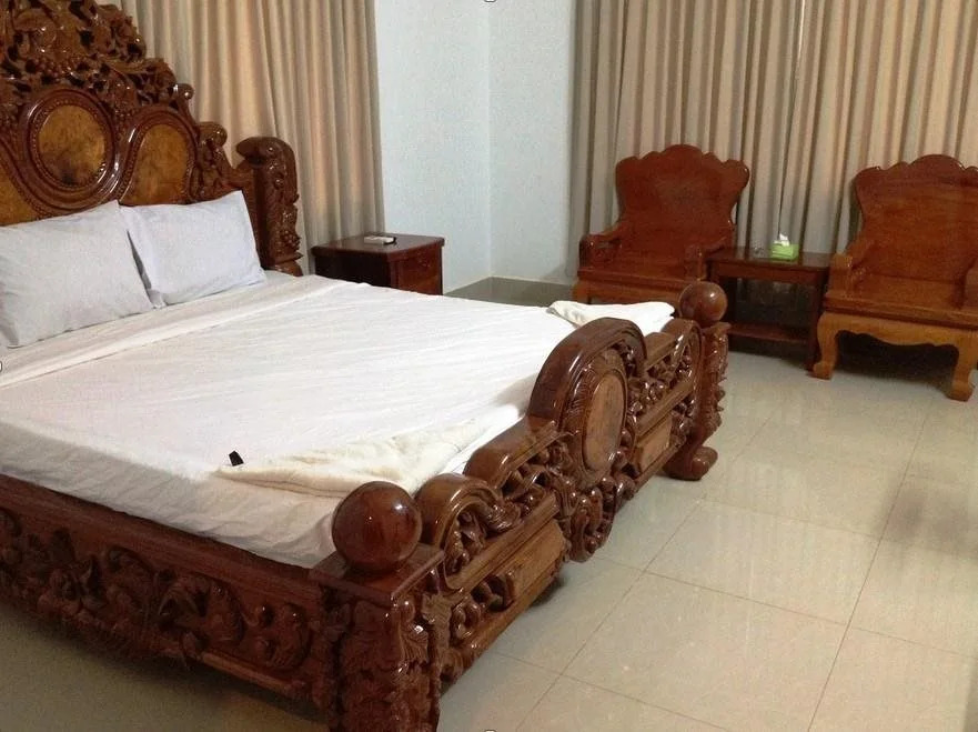 Ratanak Phnom Svay Hotel