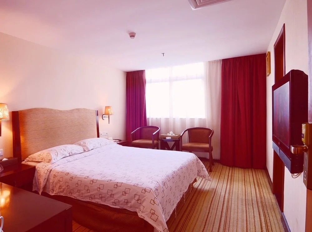 Star Shine Hotel Huanggang
