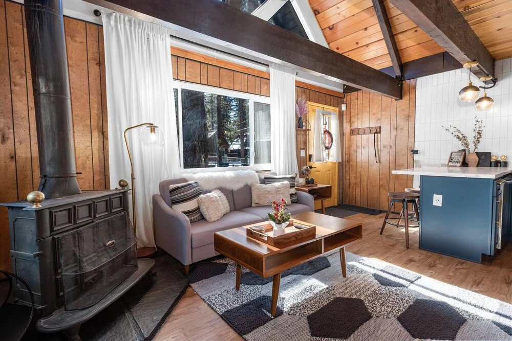 Bearadise - Prime Location For A Family Getaway In The Winter Or Summer 2 Bedroom Cabin