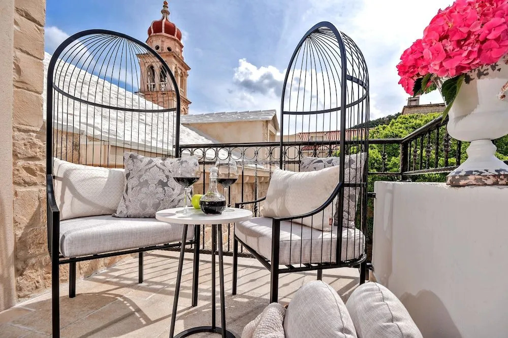 Puteus Palace Heritage Hotel