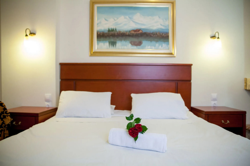 Tasia Mountain Hotel
