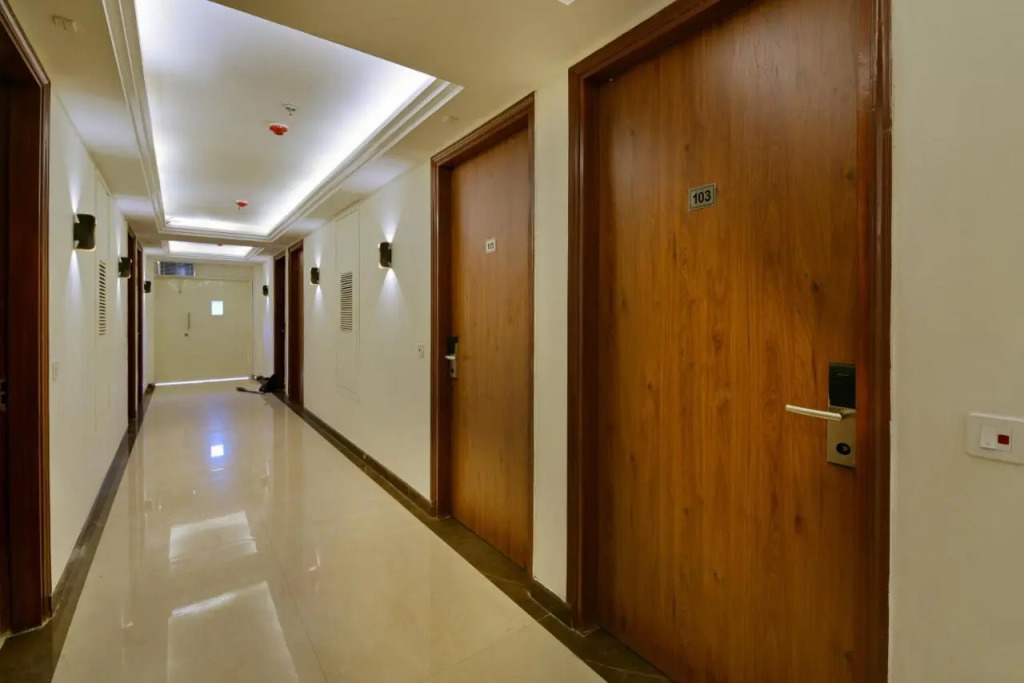Hotel Leo Saffron