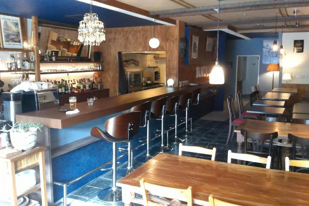 DJANGO Hostel & Lounge