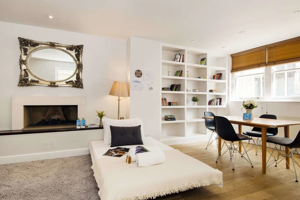 The Spacious Prince of Wales Apartment - CVO