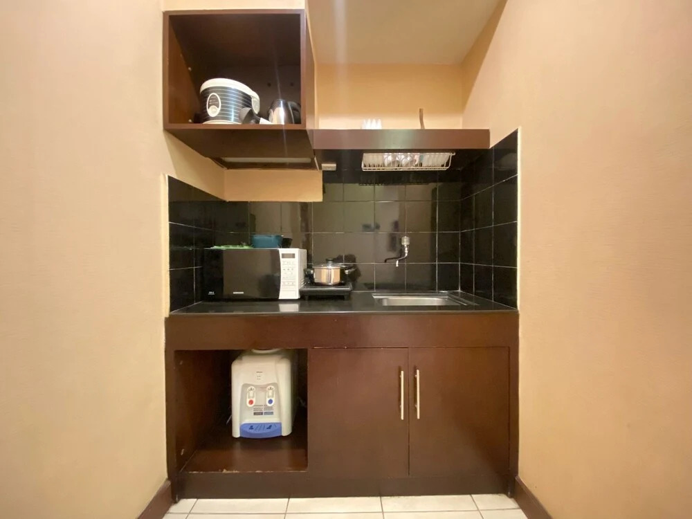 Spacious And Scenic Studio At Majesty Apartment Bandung