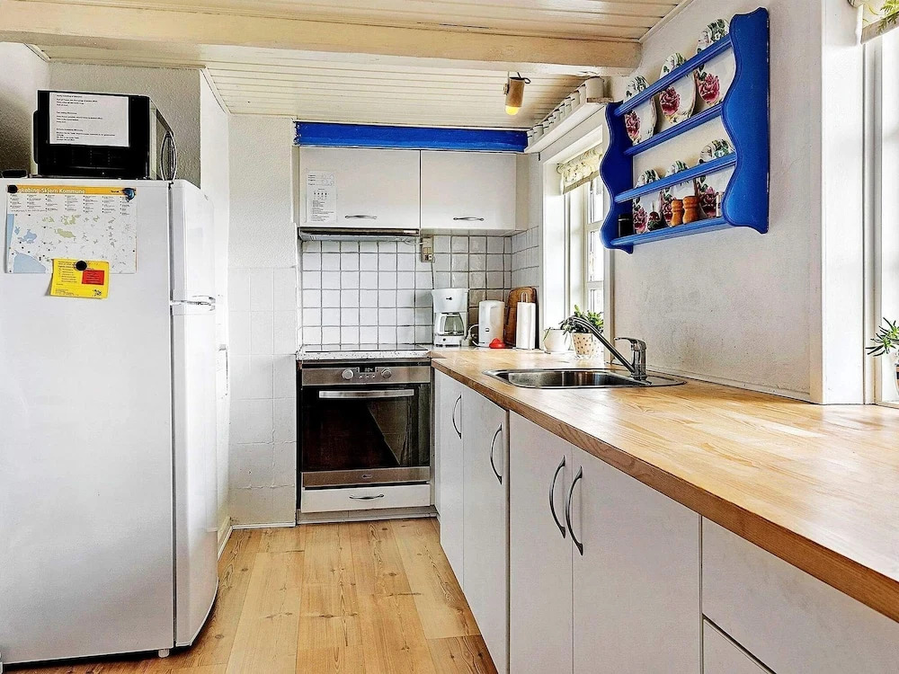 6 Person Holiday Home in Ringkøbing