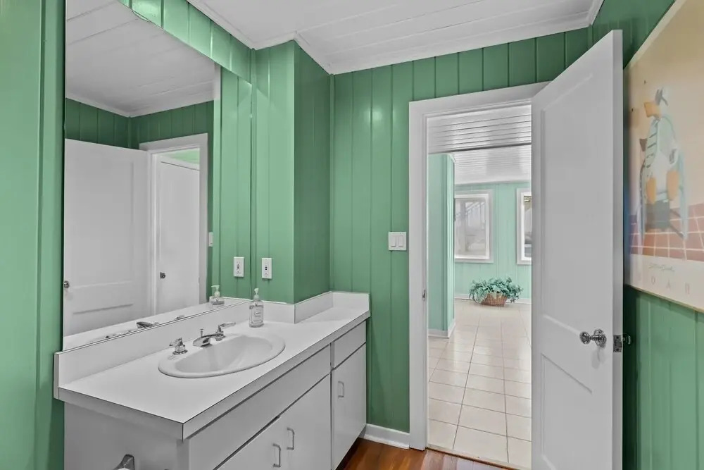 Taylor Cottage 5 Bedroom Home