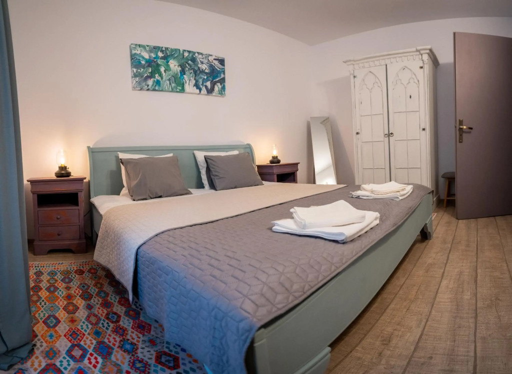 Family TreeZ Premium Apartments
