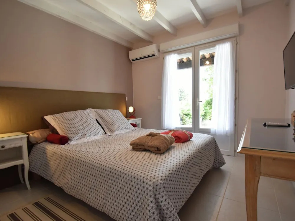 Villa in Callian With Heated Pool and Terrace