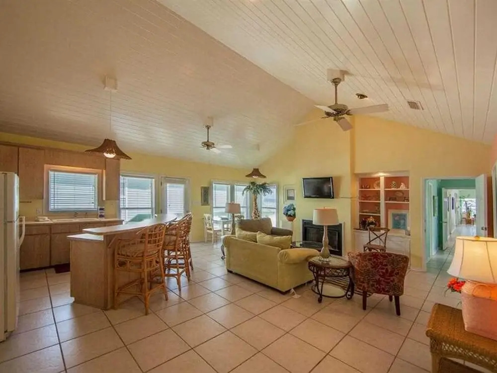 Summer Tide by Meyer Vacation Rentals